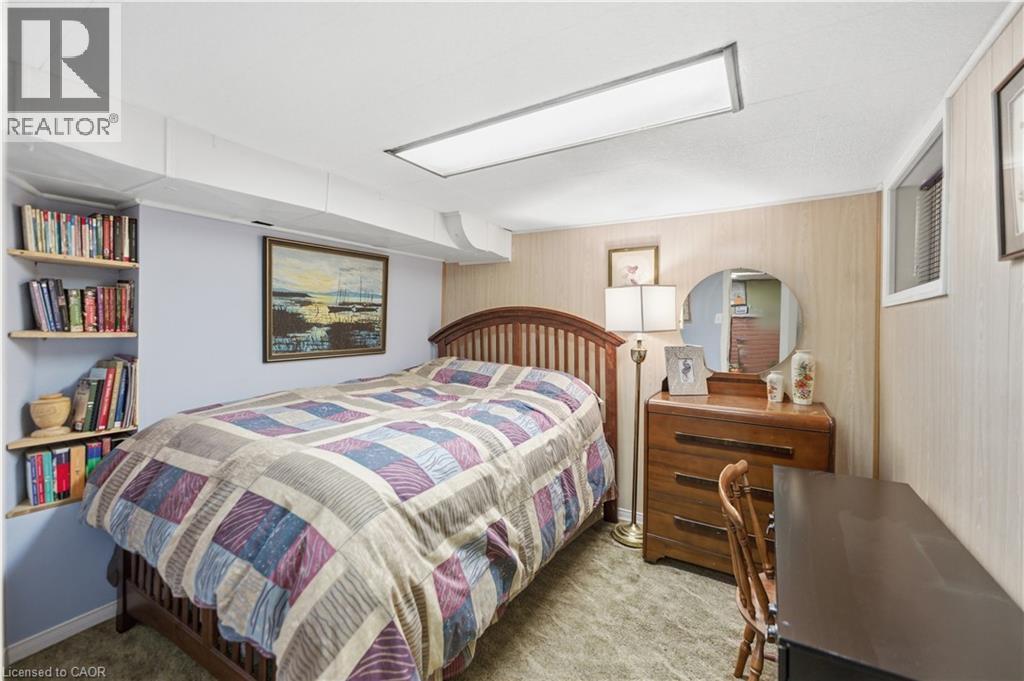 76 Knyvet Avenue, Hamilton, ON - Indoor Photo Showing Bedroom