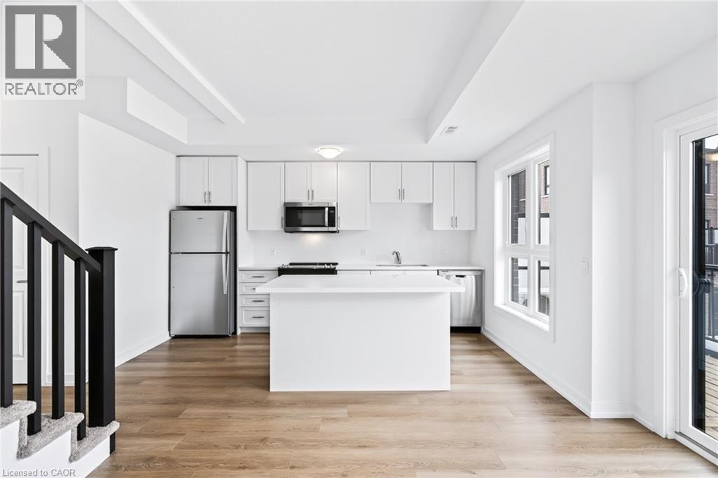 55 Great Falls Boulevard, Waterdown, ON - Indoor Photo Showing Kitchen With Upgraded Kitchen