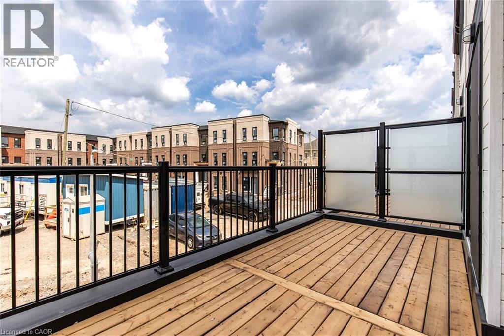 55 Great Falls Boulevard, Waterdown, ON - Outdoor