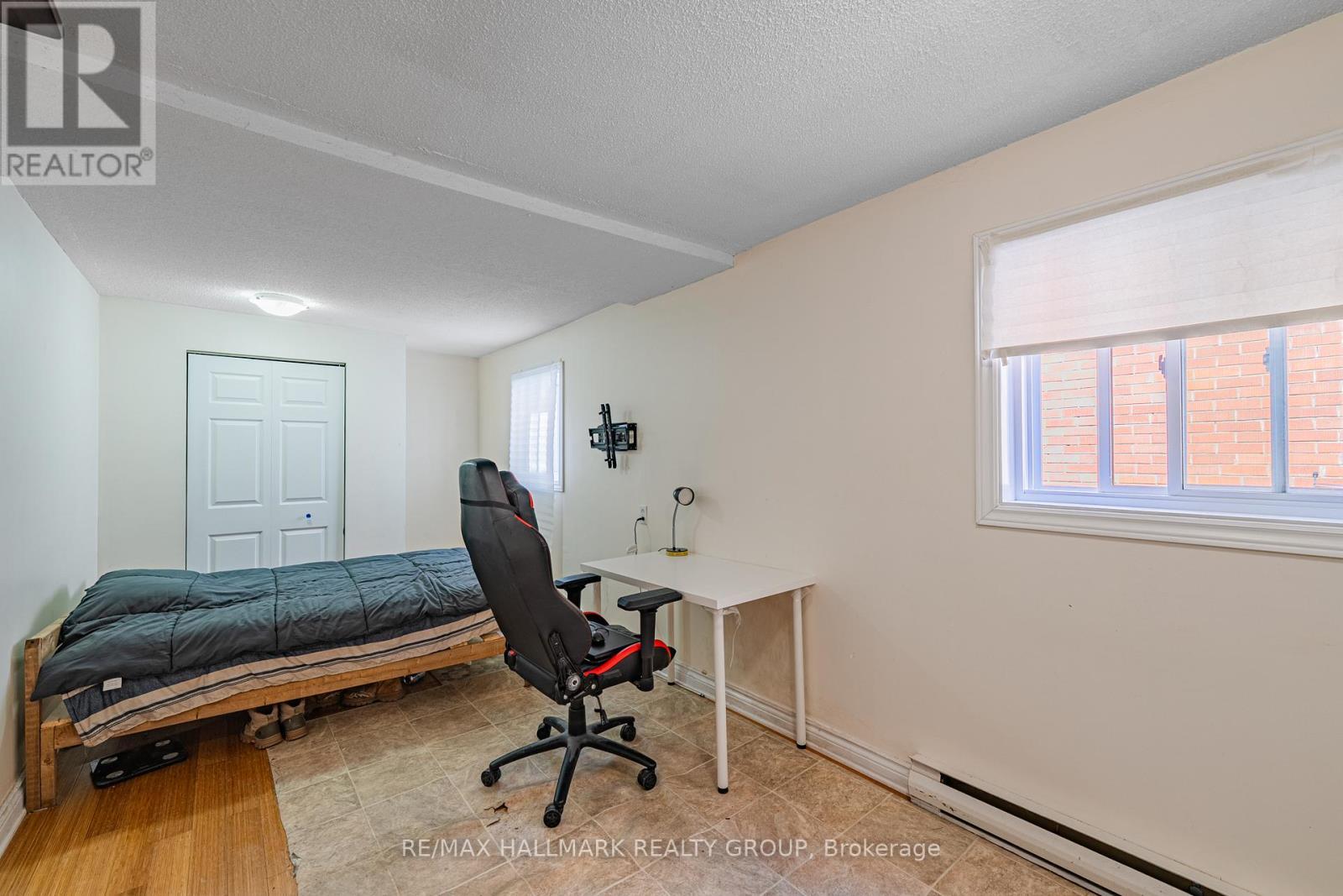 24 Patro Street, Ottawa, ON - Indoor
