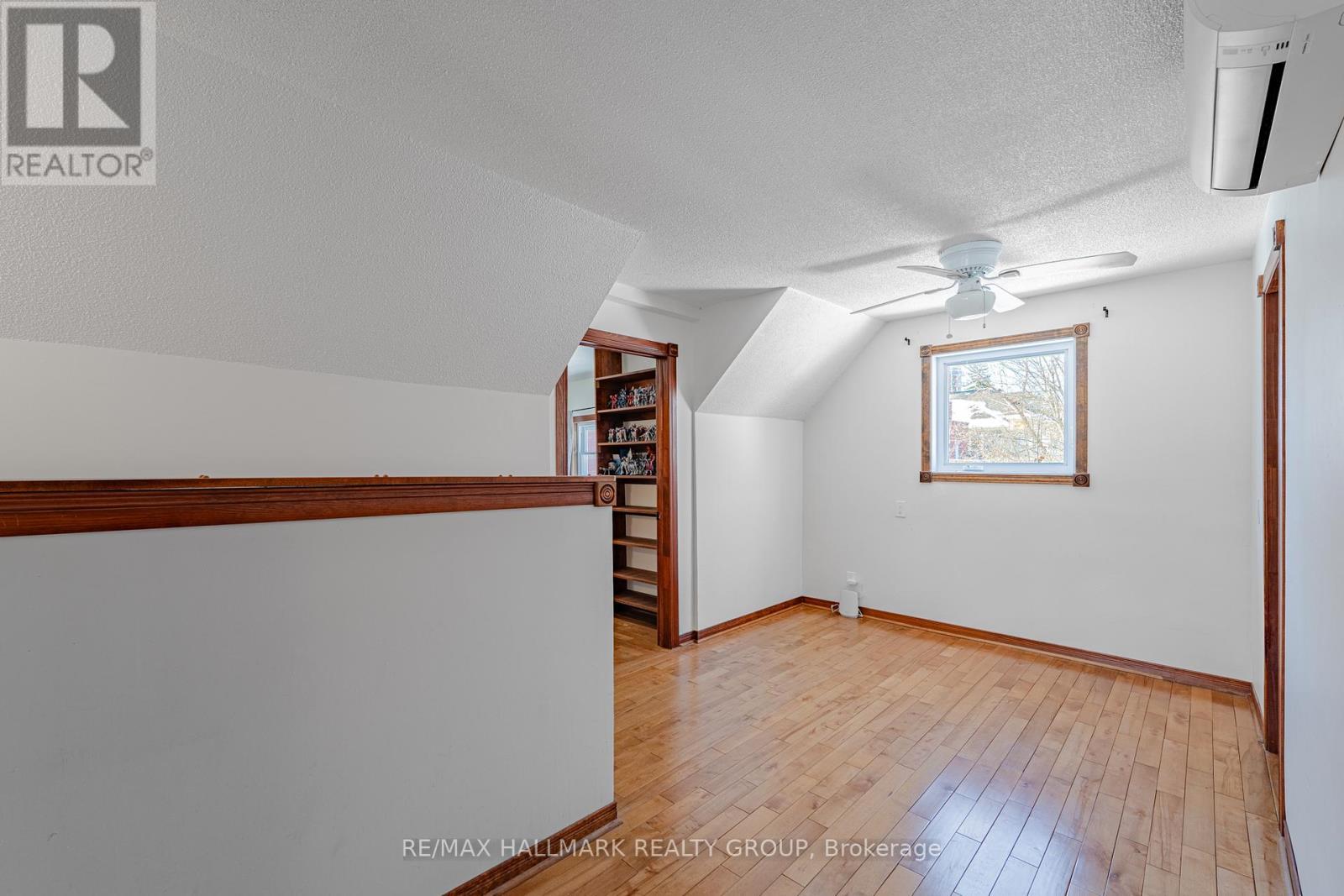24 Patro Street, Ottawa, ON - Indoor Photo Showing Other Room