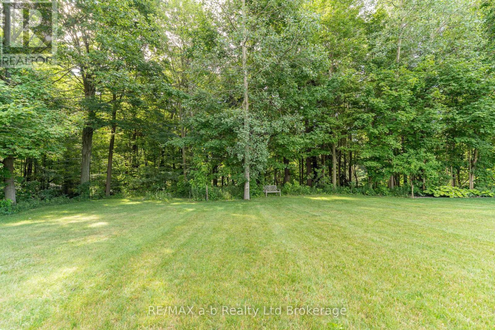 Lovely Ravine Lot - 90 Weston Drive, Tillsonburg, ON - Outdoor