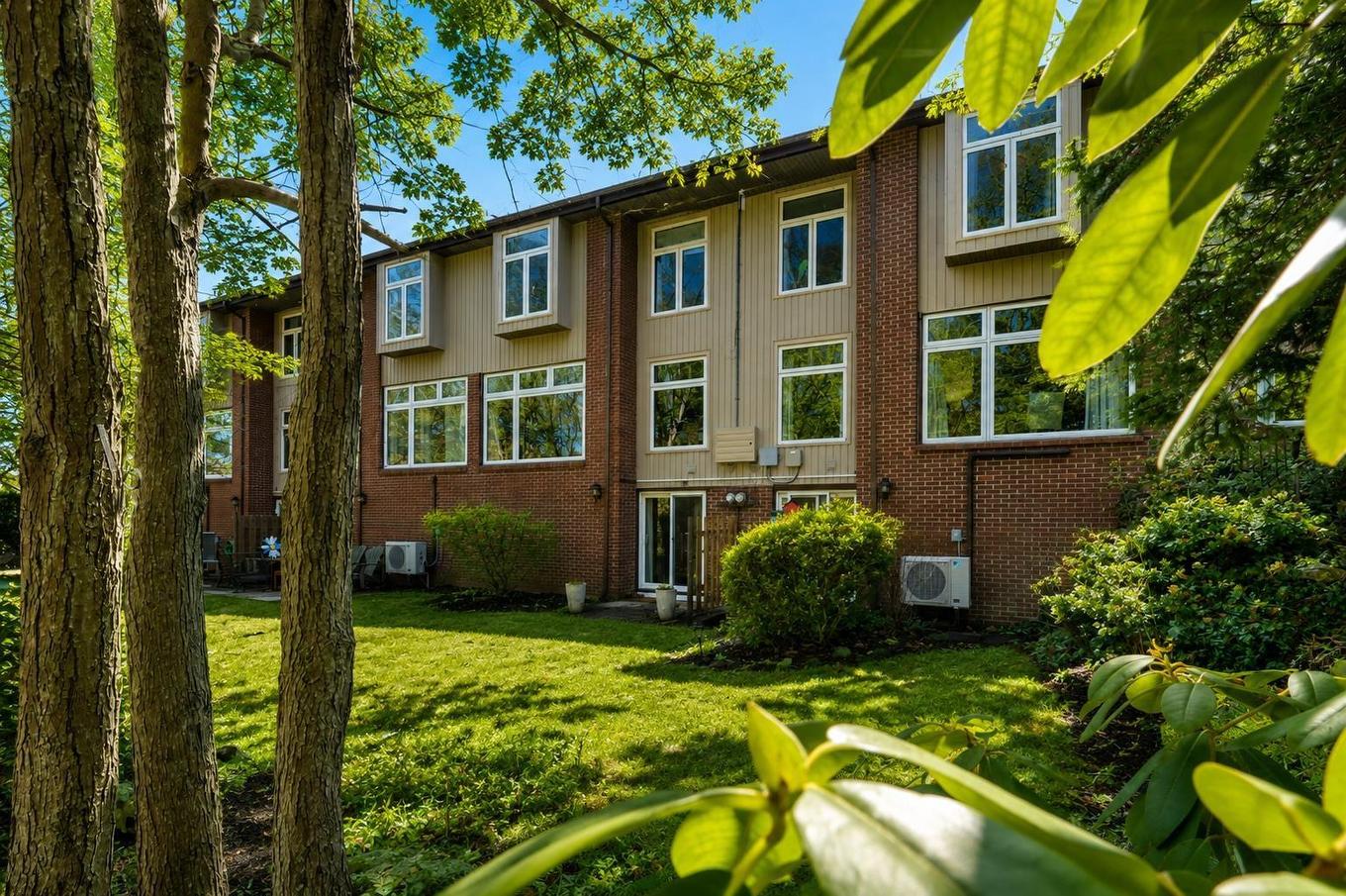 32 Garden Court Terrace, Dartmouth, NS - Outdoor