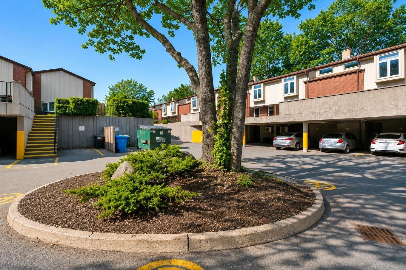 32 Garden Court Terrace, Dartmouth, NS - Outdoor