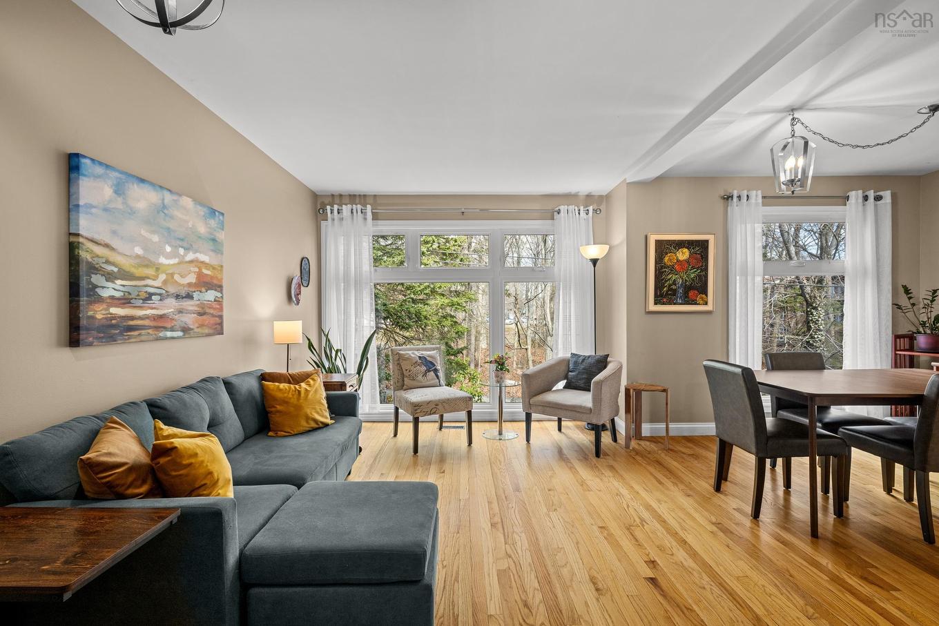 32 Garden Court Terrace, Dartmouth, NS - Indoor Photo Showing Living Room