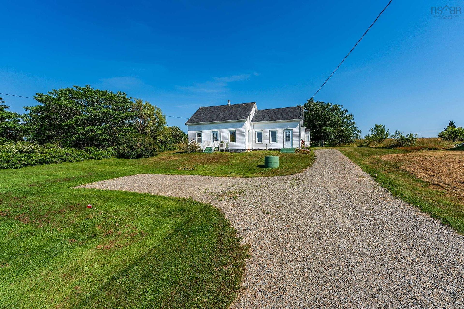 1900 Highway 1, Church Point, NS