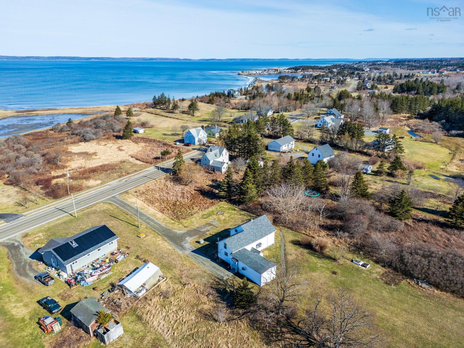 1900 Highway 1, Church Point, NS
