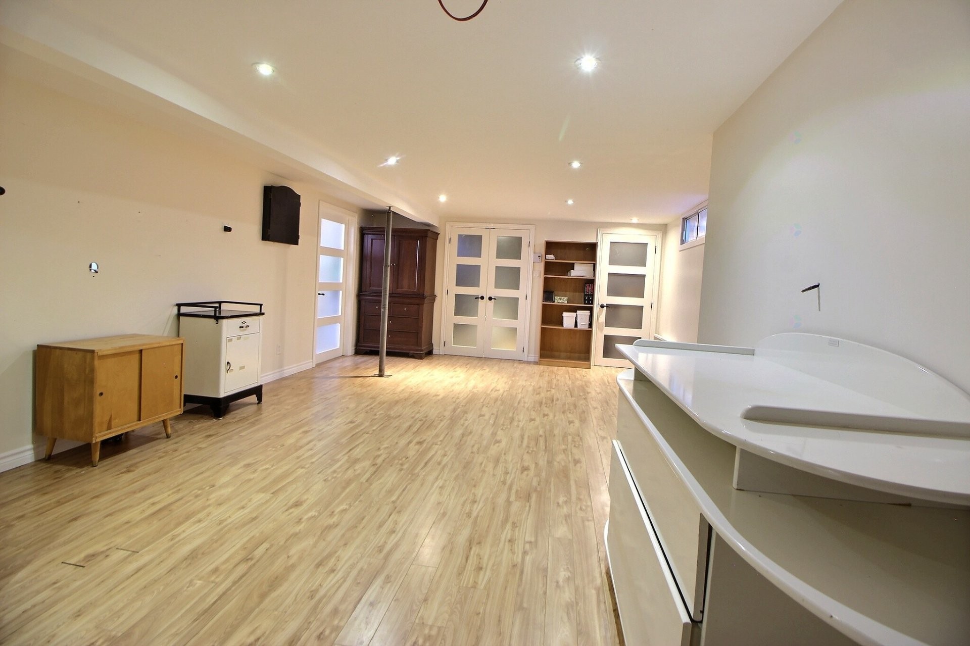 Family Room - 72 8E Avenue E., Amos, QC - Indoor Photo Showing Other Room