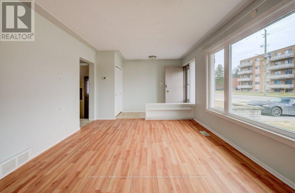 151 Franklin Street N, Kitchener, ON - Indoor Photo Showing Other Room