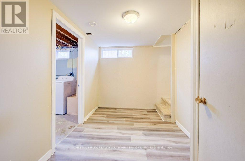 151 Franklin Street N, Kitchener, ON - Indoor