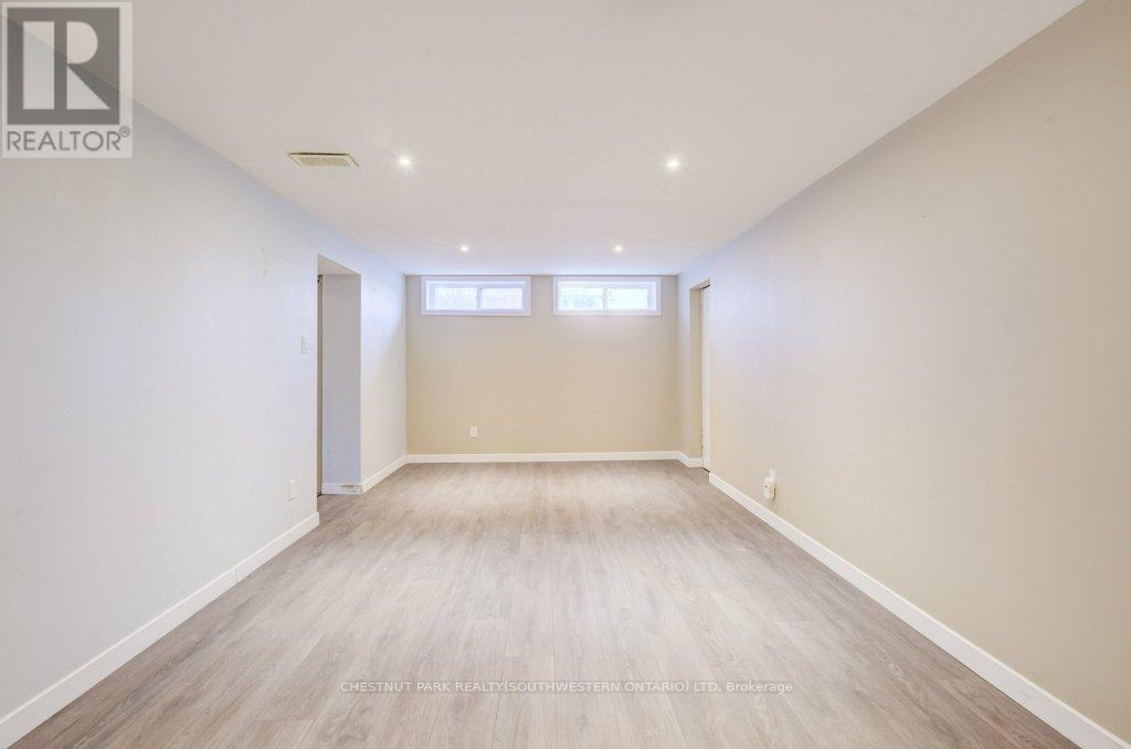 151 Franklin Street N, Kitchener, ON - Indoor Photo Showing Other Room