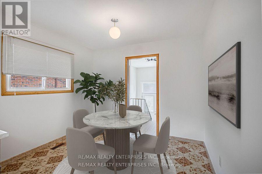 Virtually Staged - 100 Antigua Road, Mississauga, ON - Indoor Photo Showing Dining Room