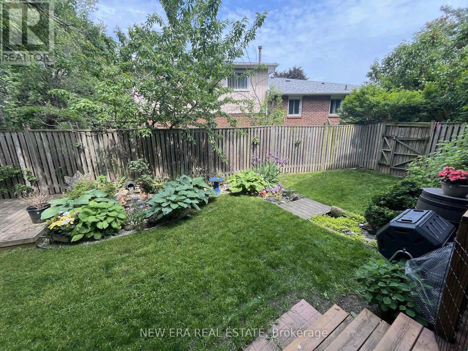 7189 Joliette Crescent, Mississauga, ON - Outdoor With Deck Patio Veranda