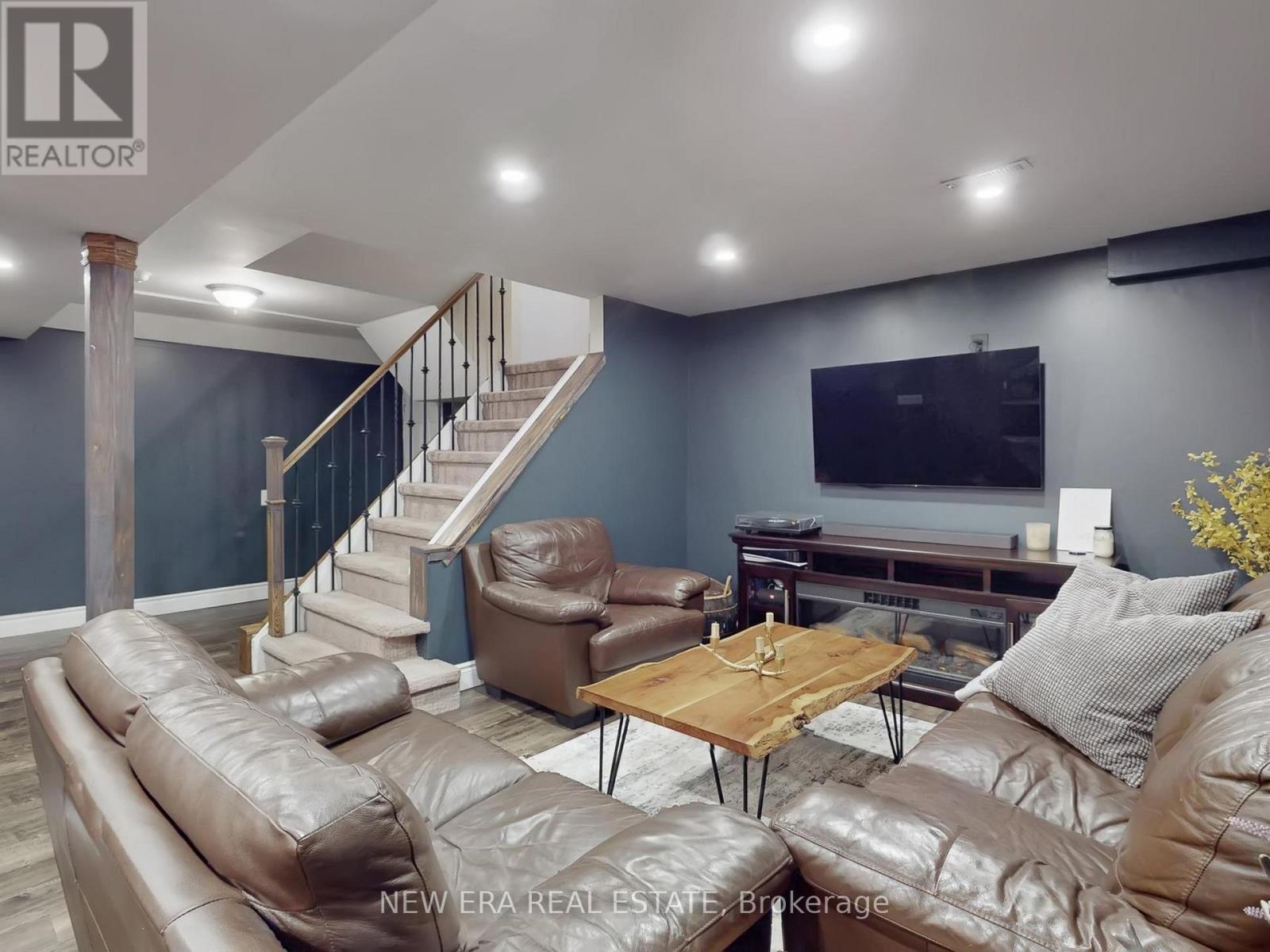 7189 Joliette Crescent, Mississauga, ON - Indoor Photo Showing Basement