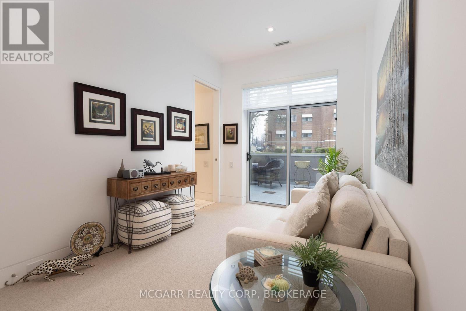 2nd bedroom with terrace access - 401 - 77 Yates Street, St. Catharines (Downtown), ON - Indoor