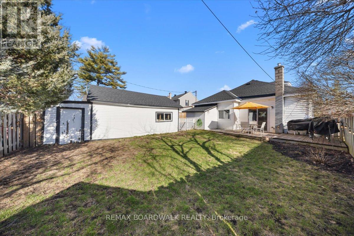 2691 Priscilla Street, Ottawa, ON - Outdoor With Deck Patio Veranda