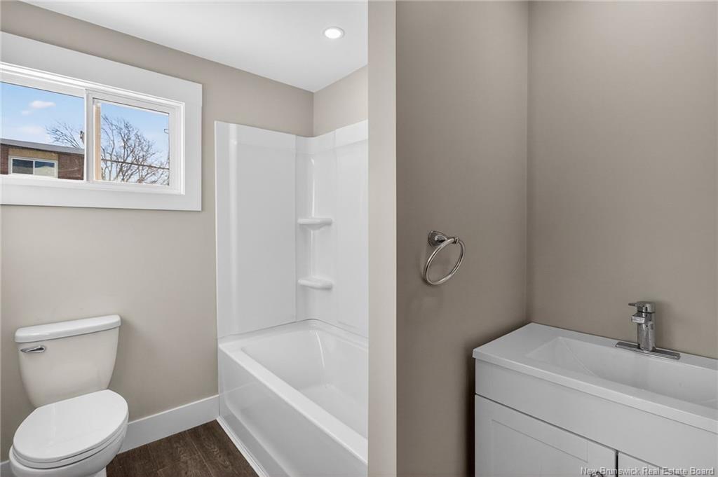 2-4-6-8 Willow St, Moncton, NB