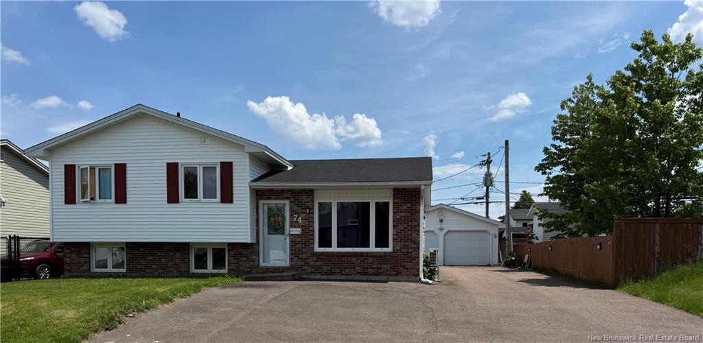 74 Ashley Cres, Moncton, NB