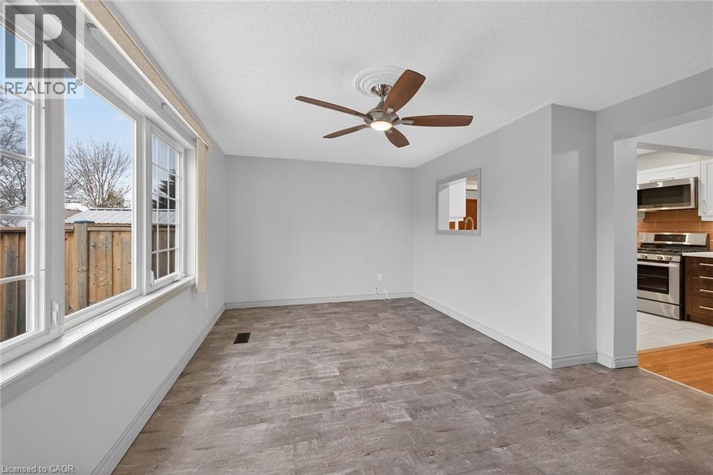 19 Burfield Avenue, Hamilton, ON - Indoor Photo Showing Other Room