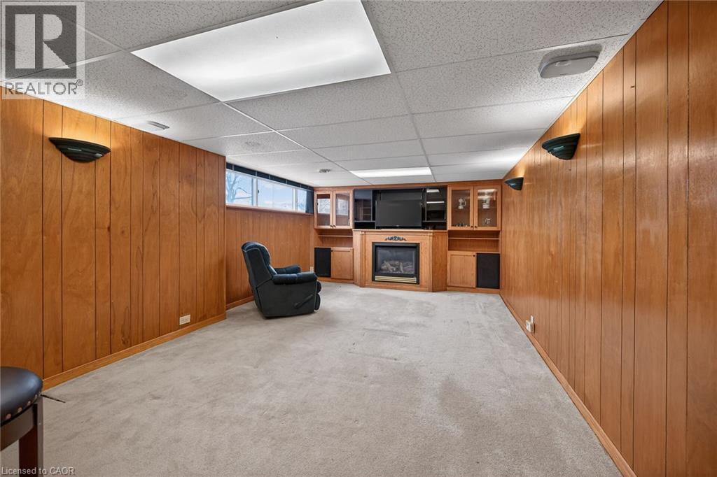 19 Burfield Avenue, Hamilton, ON - Indoor