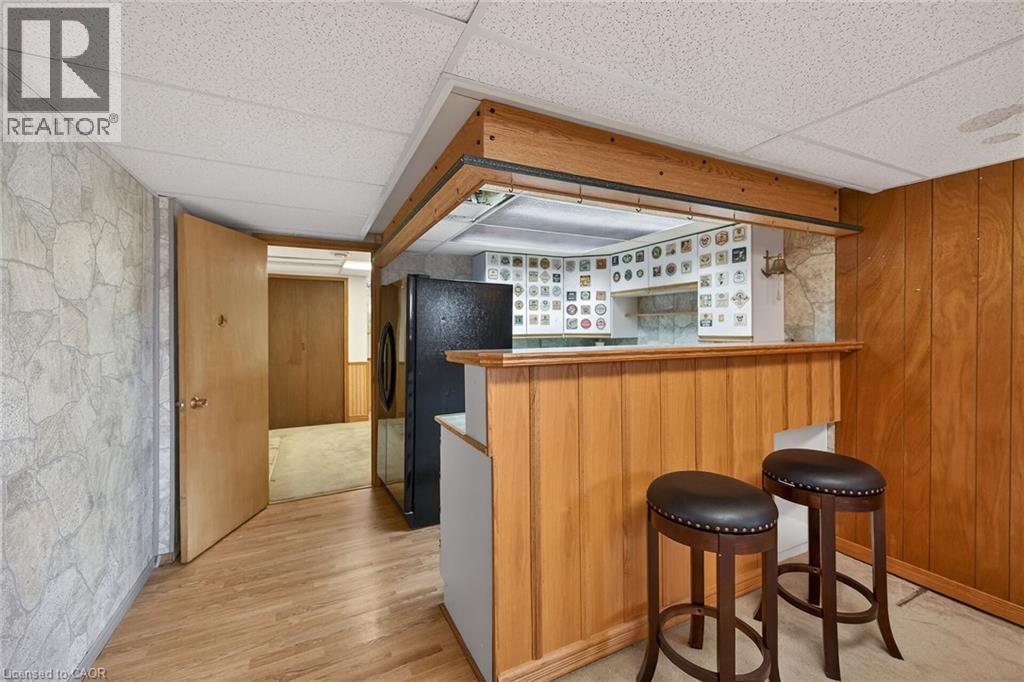 wet bar - 19 Burfield Avenue, Hamilton, ON - Indoor Photo Showing Other Room