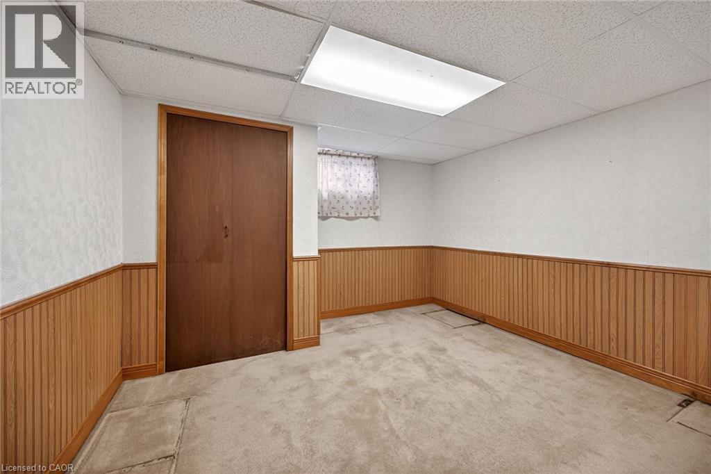 19 Burfield Avenue, Hamilton, ON - Indoor Photo Showing Other Room