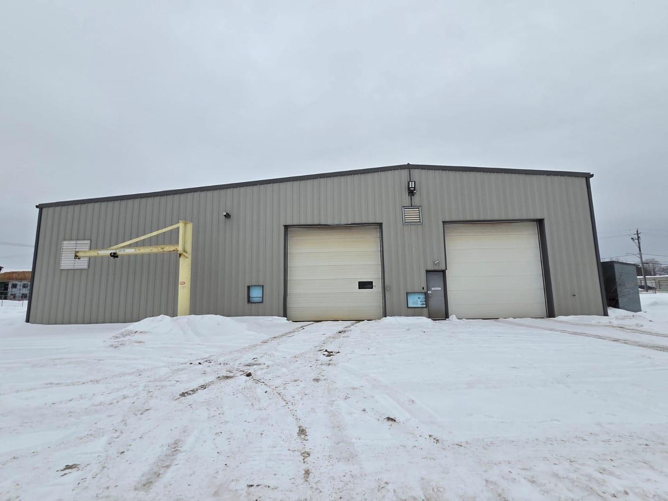 905 Commerce Street S, Thunder Bay, ON