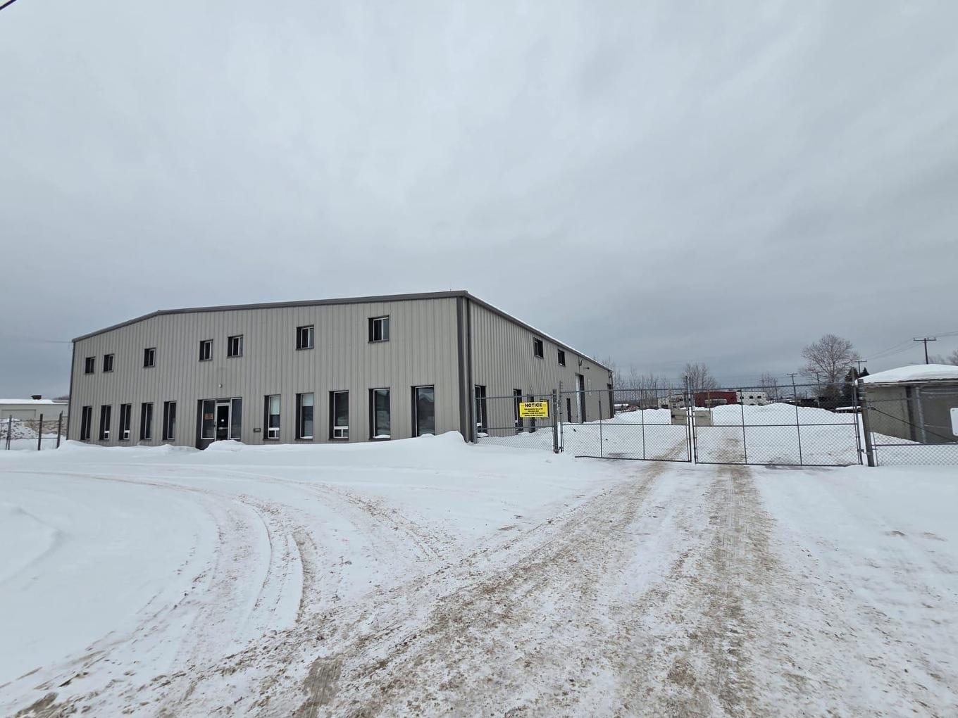 905 Commerce Street S, Thunder Bay, ON