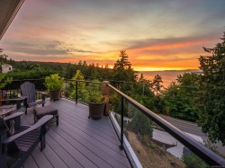 3182 Dolphin Dr Nanoose Bay, BC V9P 9J2