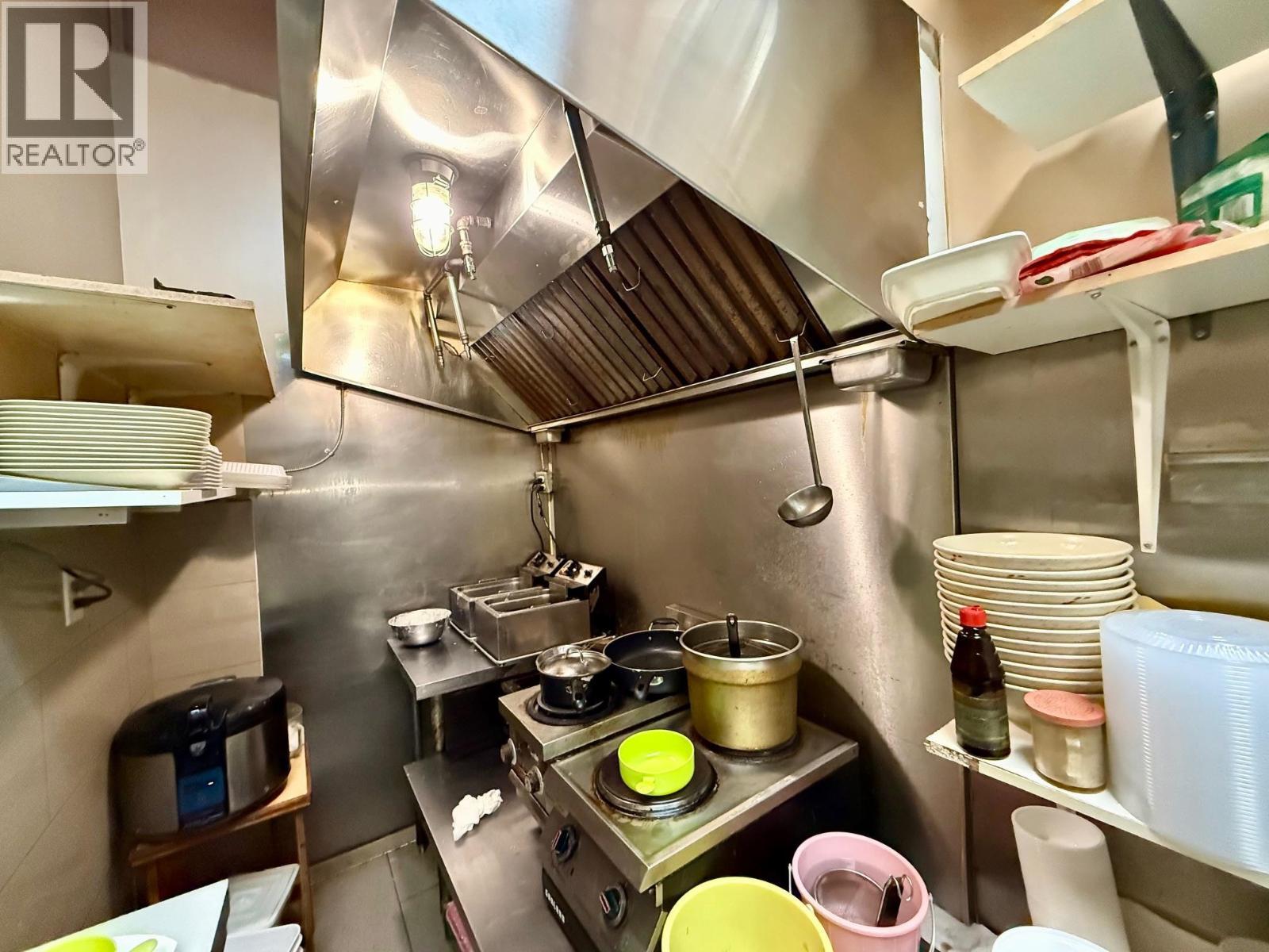 8176 Granville Street, Vancouver, BC