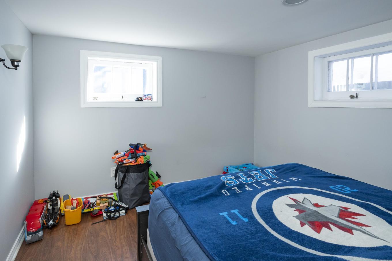 2146 Begin Street E, Thunder Bay, ON