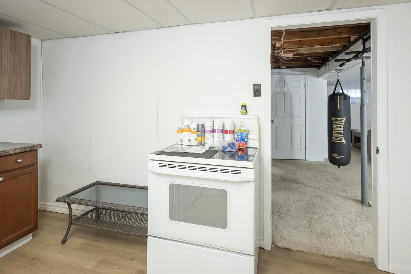 2146 Begin Street E, Thunder Bay, ON