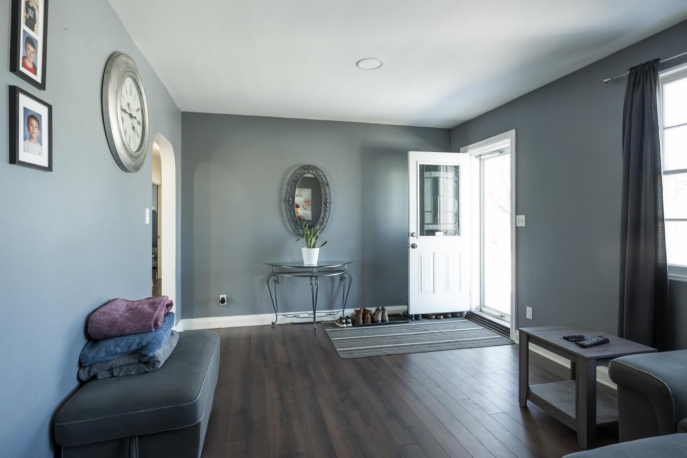 2146 Begin Street E, Thunder Bay, ON