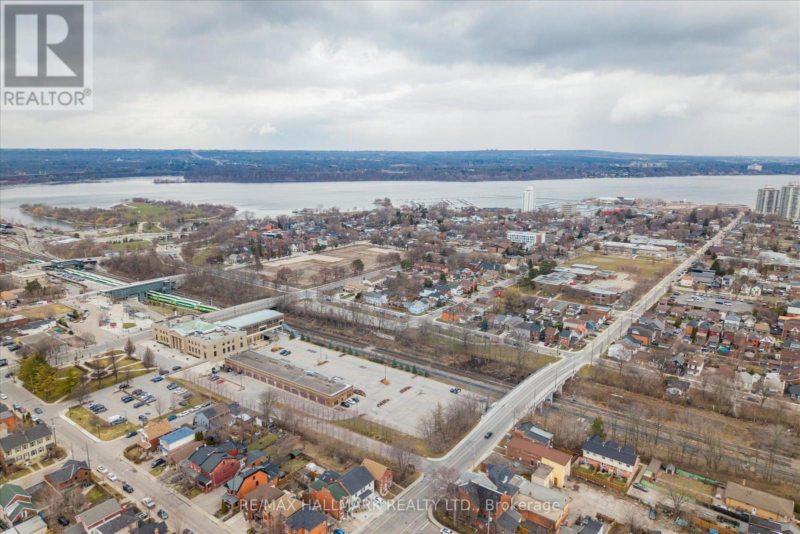 53 Wood Street E, Hamilton, ON - Outdoor With Body Of Water With View
