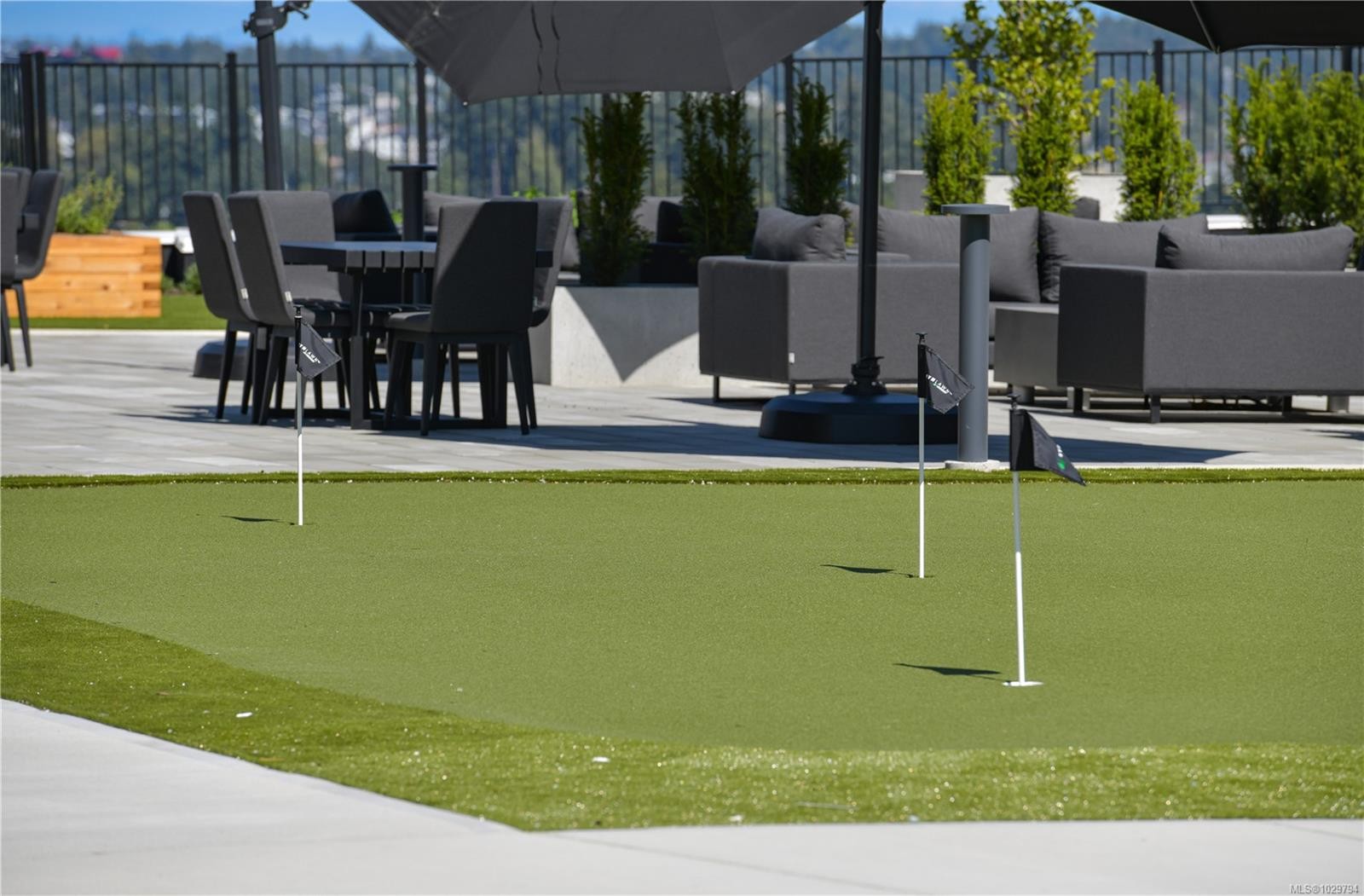 304-1114 Samar Cres, Langford, BC - Outdoor