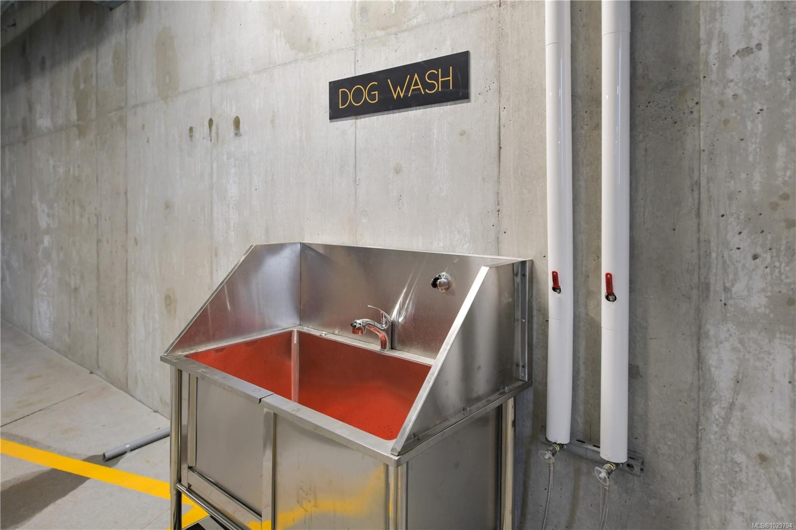 304-1114 Samar Cres, Langford, BC - Indoor Photo Showing Kitchen