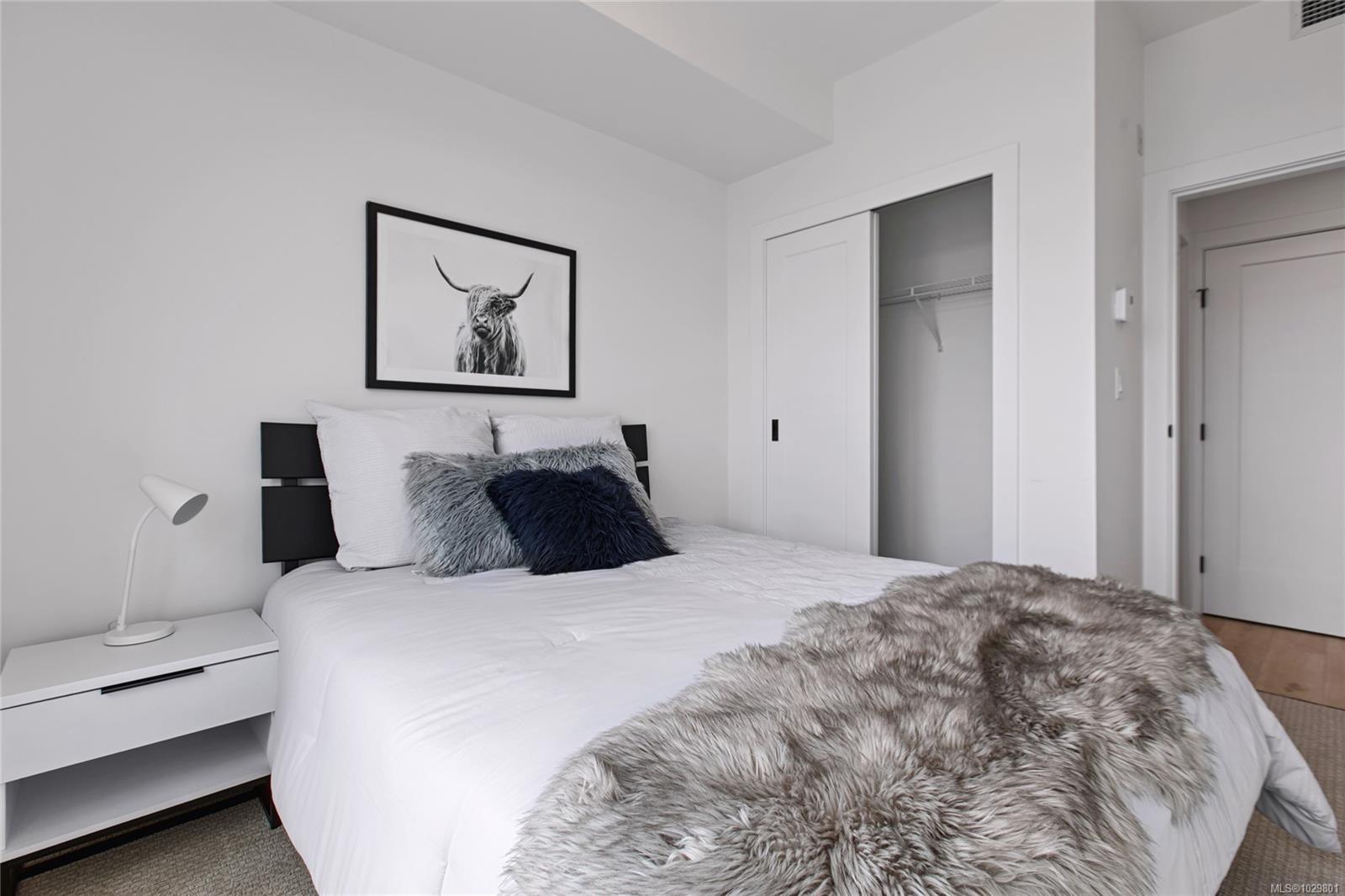 501-1114 Samar Cres, Langford, BC - Indoor Photo Showing Bedroom