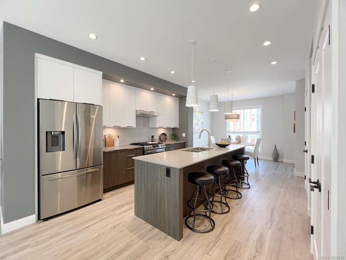 11-2310 Guthrie Rd, Comox, BC