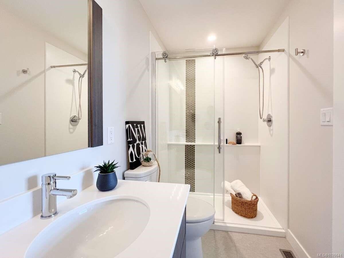 11-2310 Guthrie Rd, Comox, BC