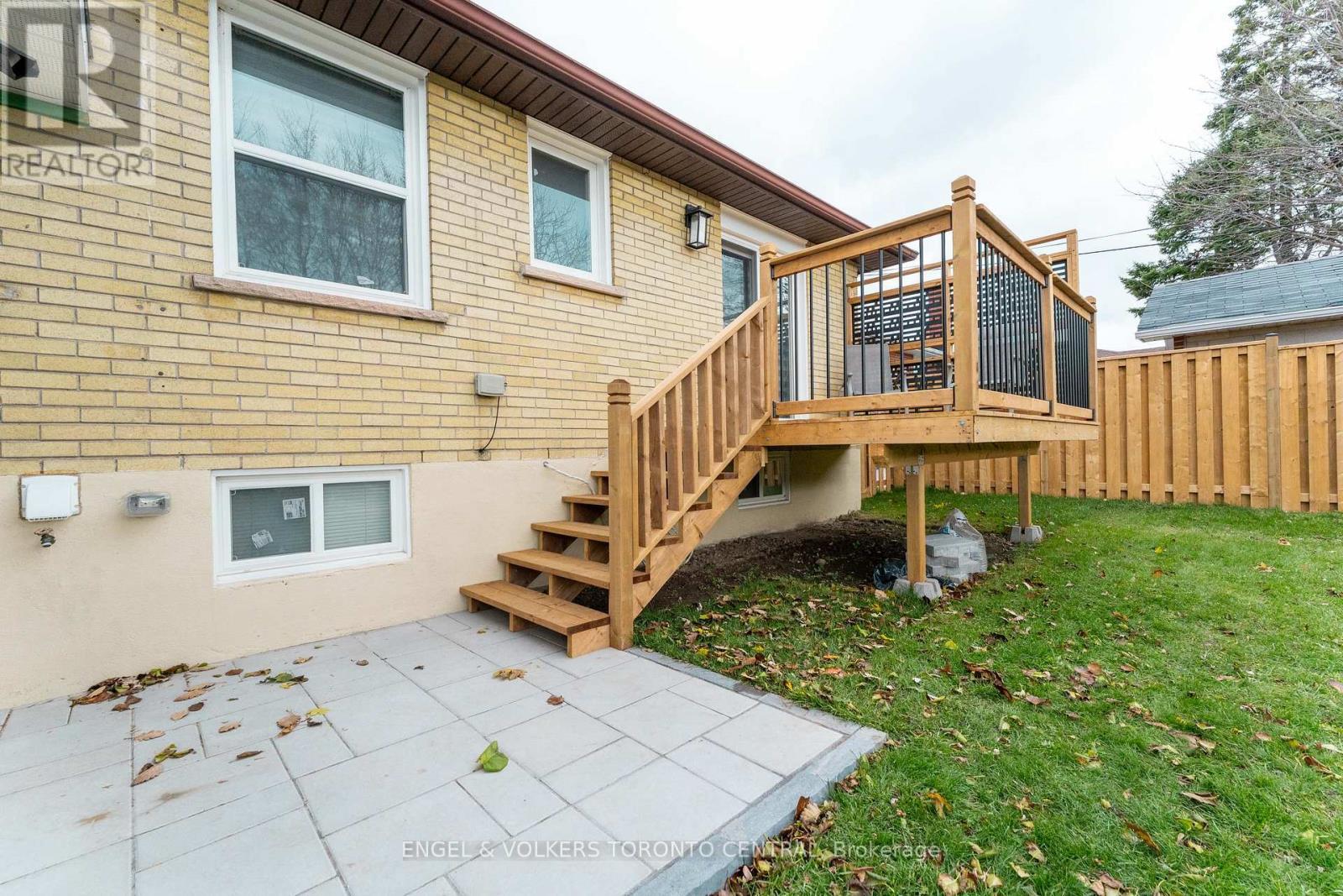 767 Phillip Murray Avenue, Oshawa, ON - Outdoor With Deck Patio Veranda With Exterior