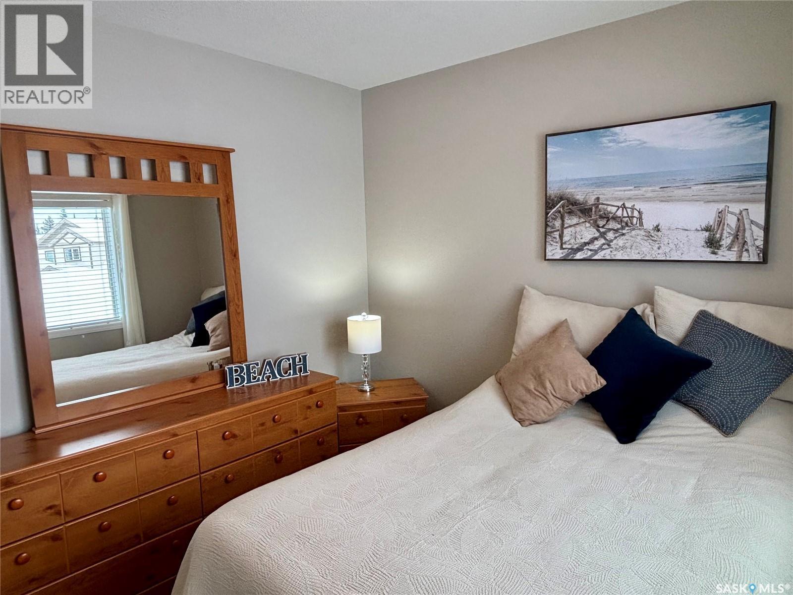 66 Eagle View Way, Elk Ridge, SK - Indoor Photo Showing Bedroom