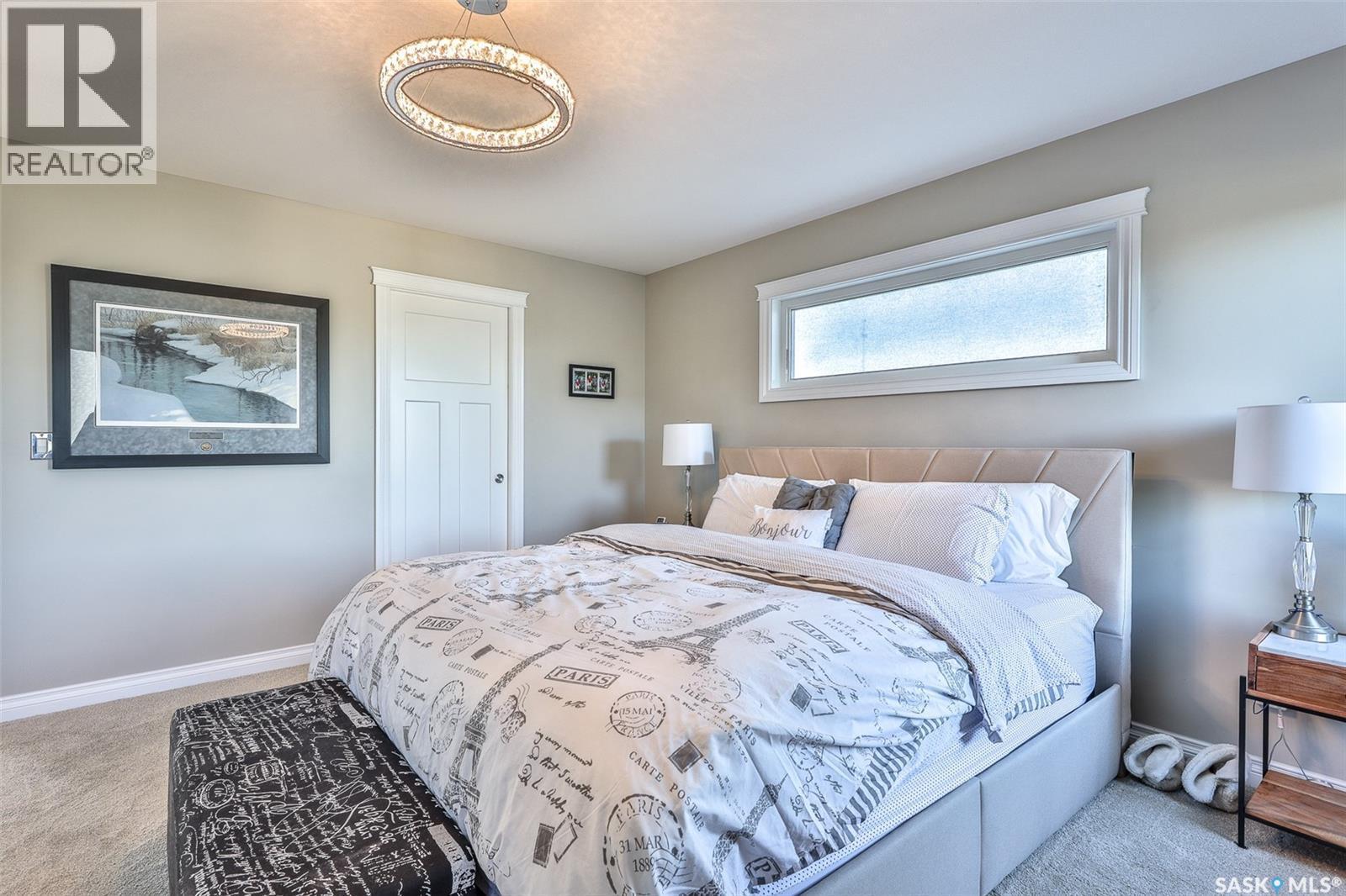 200 Clubhouse Boulevard E, Warman, SK - Indoor Photo Showing Bedroom