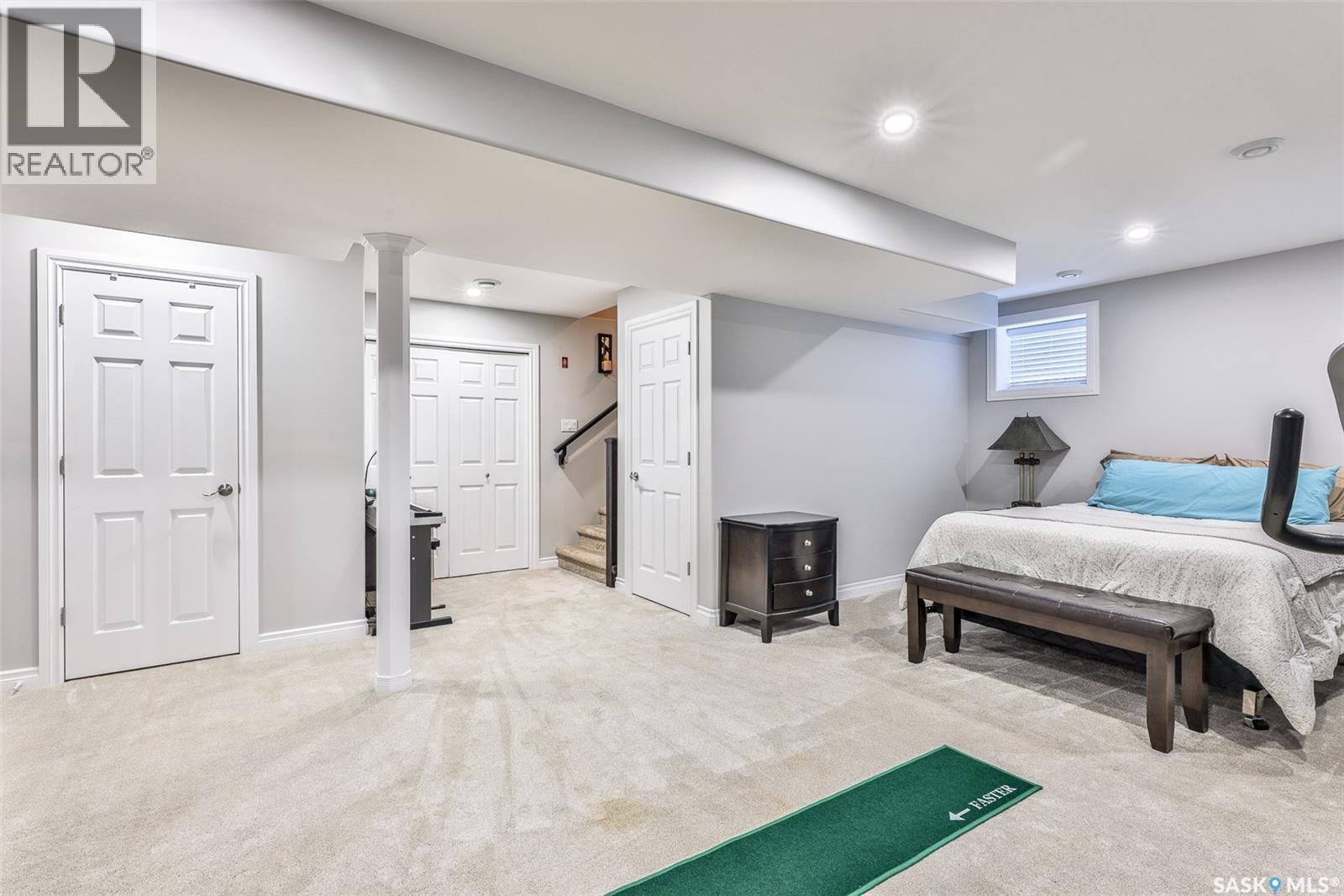 200 Clubhouse Boulevard E, Warman, SK - Indoor