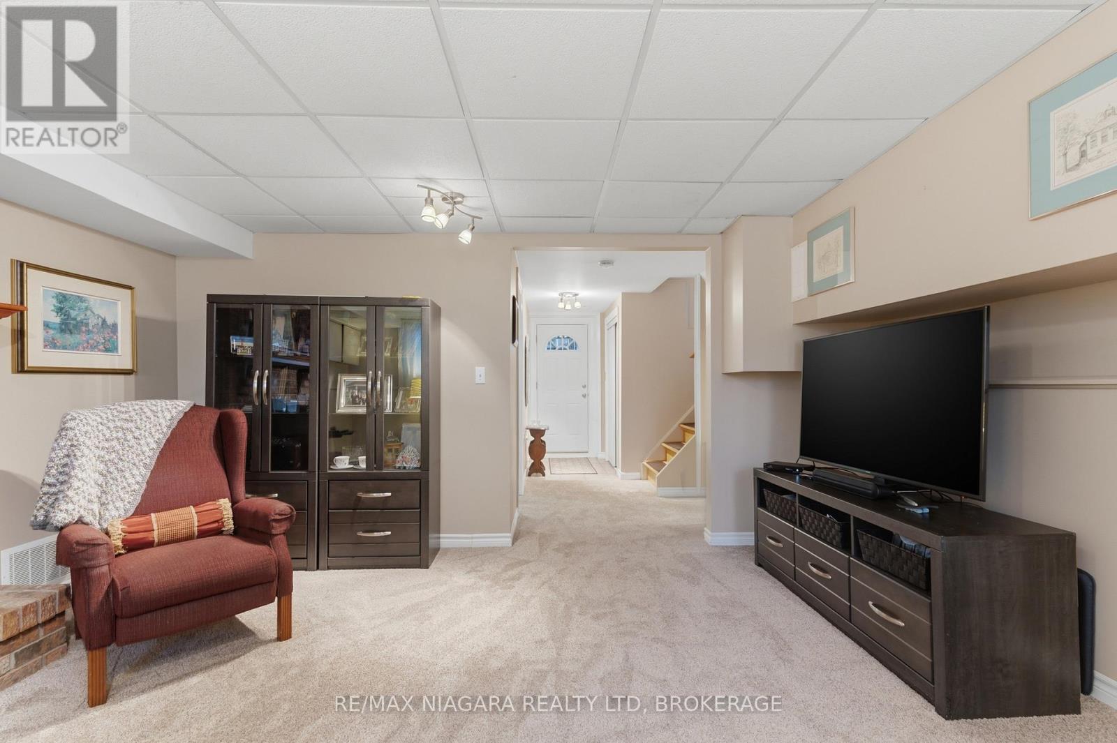 57 Meredith Drive, St. Catharines (Carlton/Bunting), ON - Indoor