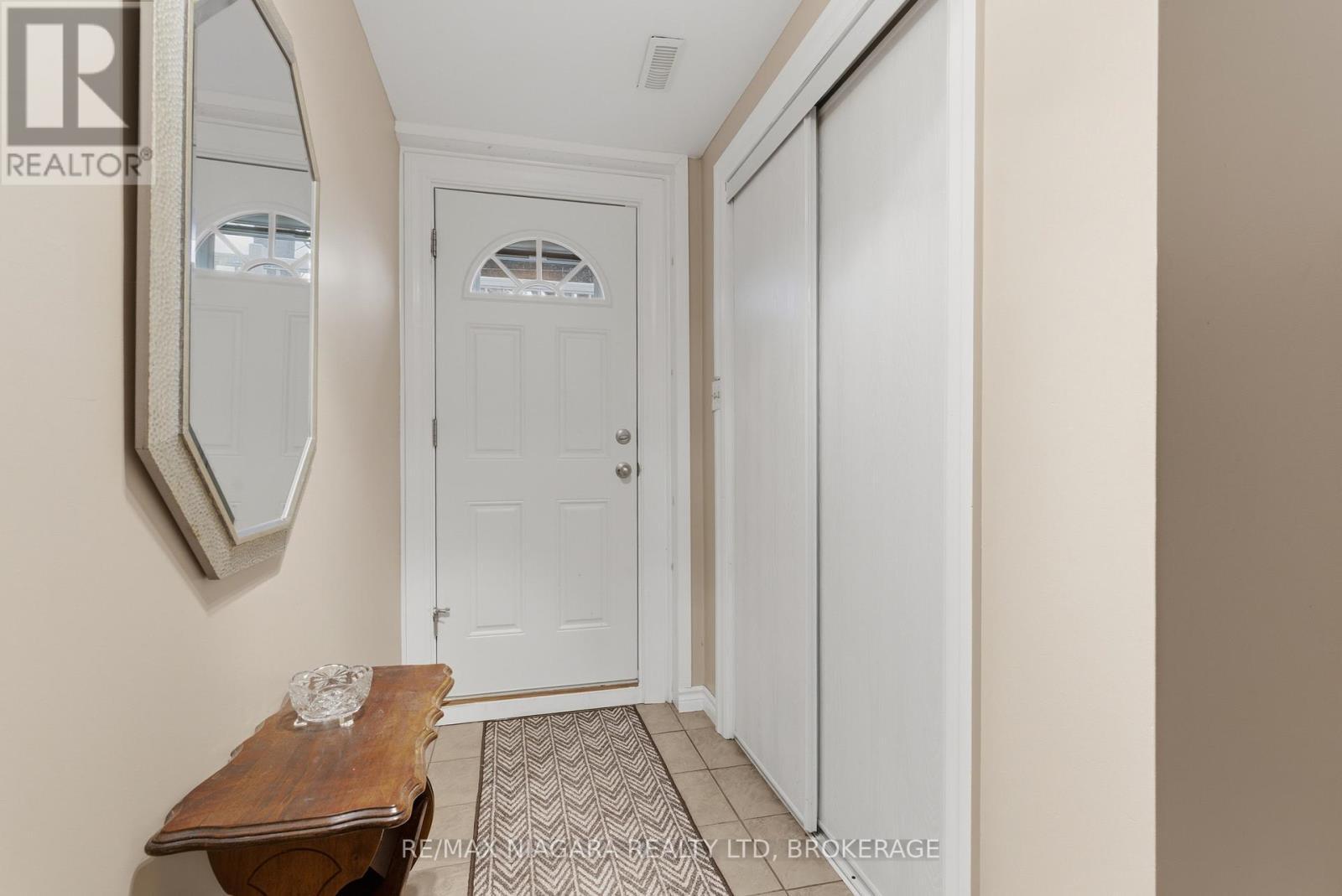 57 Meredith Drive, St. Catharines (Carlton/Bunting), ON - Indoor Photo Showing Other Room