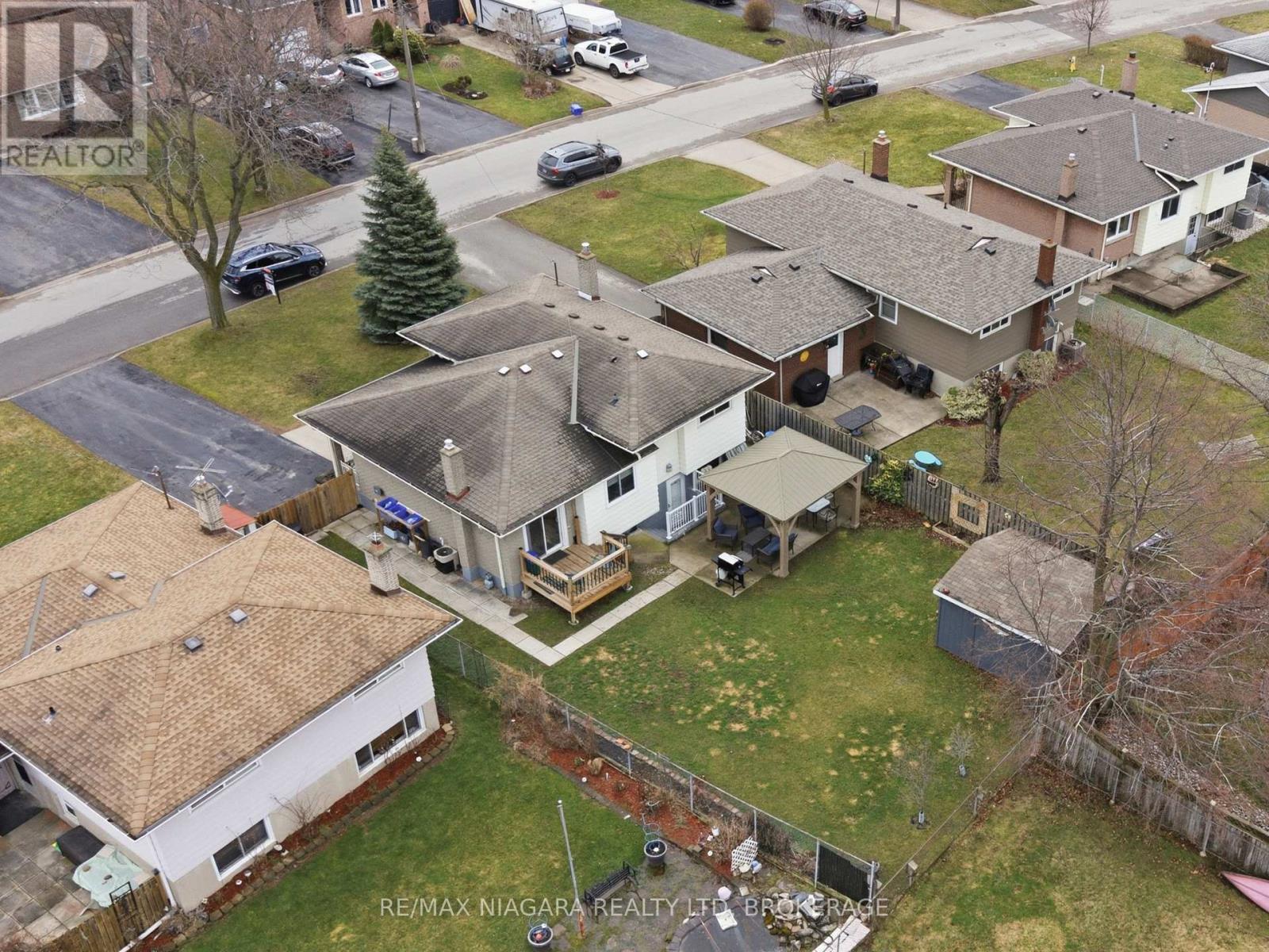 57 Meredith Drive, St. Catharines (Carlton/Bunting), ON - Outdoor With View