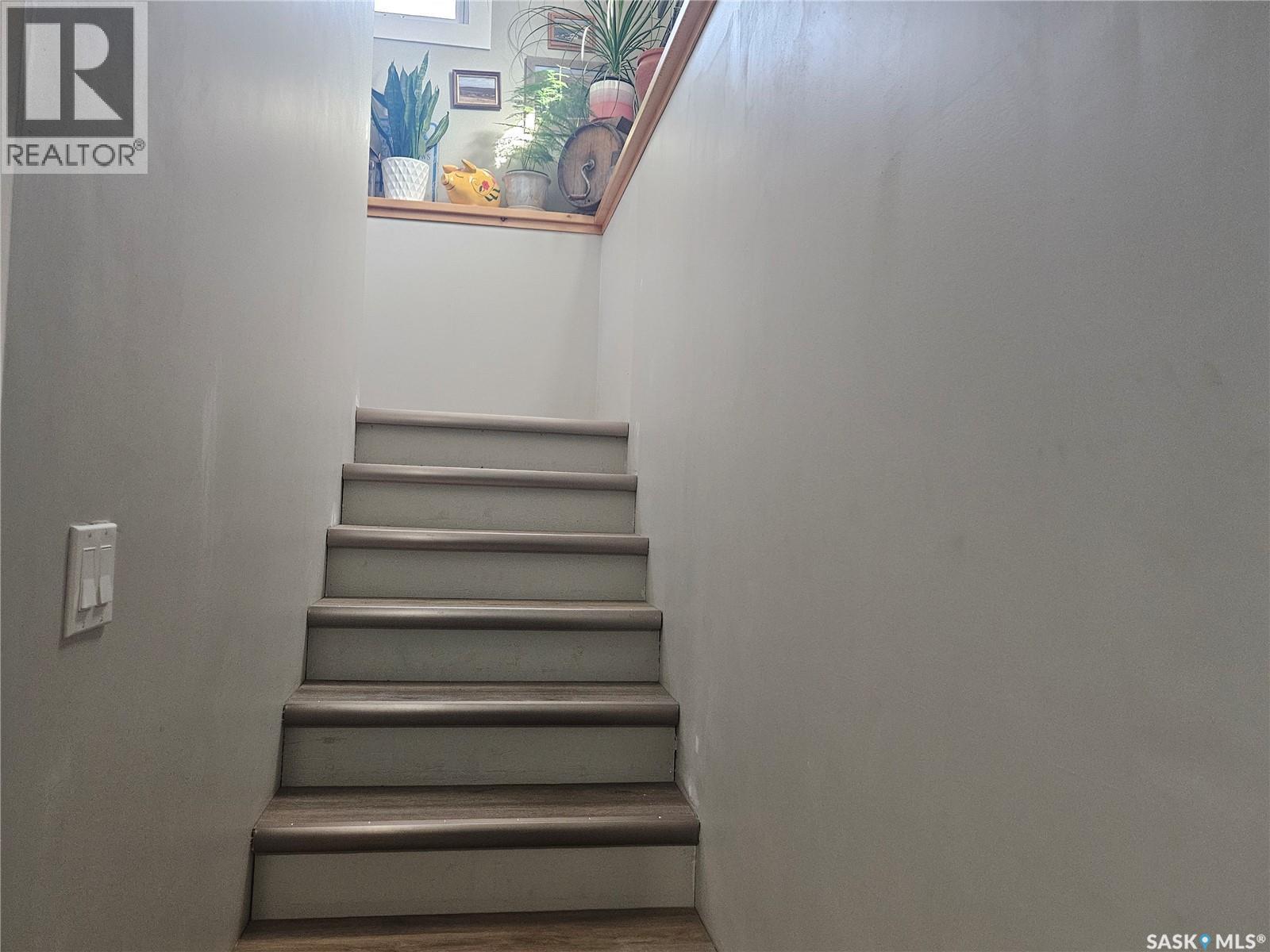 20 15Th Avenue Se, Swift Current, SK - Indoor Photo Showing Other Room