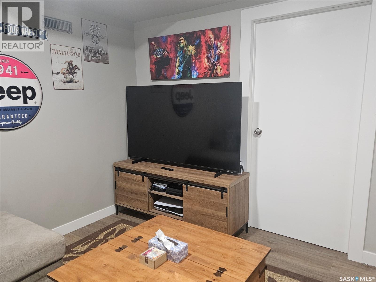 20 15Th Avenue Se, Swift Current, SK - Indoor