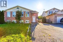 6548 LAGUNA Court Niagara Falls, ON L2H 2W3