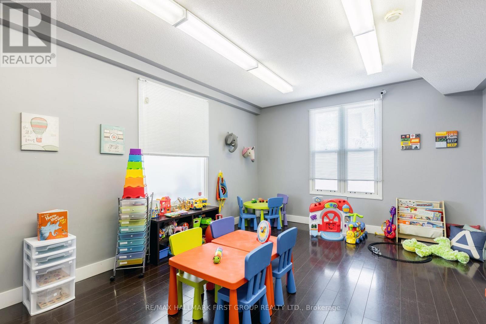 32 Elgin Street E, Oshawa, ON